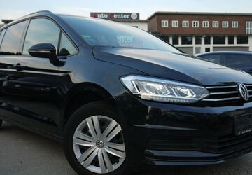 VW Touran 62.631 km 14.999 &euro; Berlin 12439