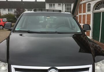 VW Touareg 161.000 km 12.900 &euro; Berlin Kreuzberg 10999