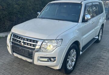 Mitsubishi Pajero 160.000 km 24.999 &euro; Berlin 13581