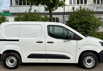 Peugeot Partner 161.000 km 8.330 &euro; Berlin 13597