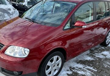 VW Touran 175.900 km 5.890 &euro; Berlin Wittenau -Reinickendorf 13407