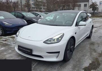 Tesla Model 3 68.216 km 26.900 &euro; Teltow 14513