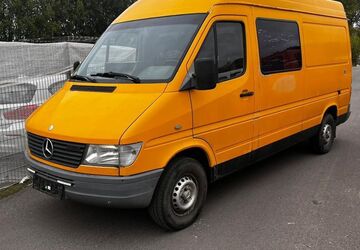 Mercedes-Benz Sprinter 235.000 km 4.899 &euro; berlin 13089