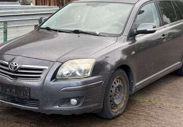 Toyota Avensis 190.000 km 699 &euro; Berlin 13127