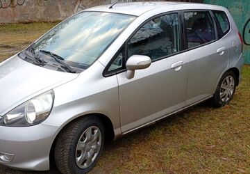Honda Jazz 127.000 km 4.900 &euro; Berlin 13505