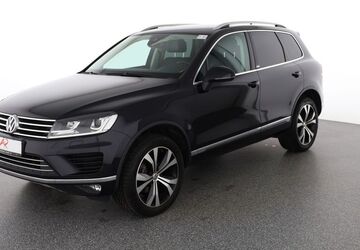 VW Touareg 93.680 km 25.880 &euro; Berlin 12103