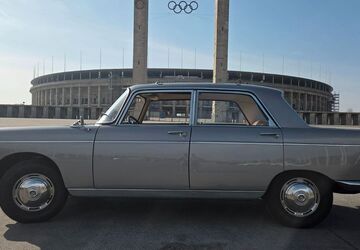 Peugeot 404 130.515 km 14.900 &euro; Berlin 14055