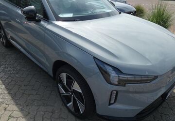 Volvo EX90 1.890 km 95.990 &euro; Berlin Tegel 13509