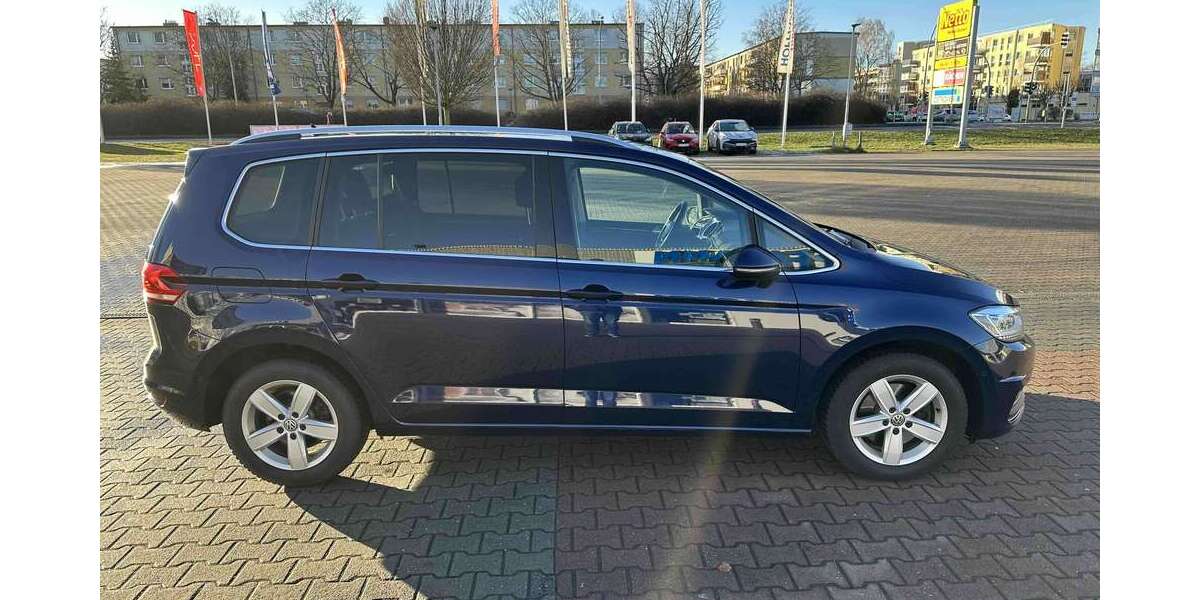 VW Touran 283.745 km 11.300 &euro; Bernau bei Berlin 16321