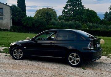 BMW 316 243.482 km 2.100 &euro; Berlin 10551