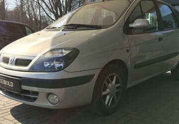 Renault Scenic 227.687 km 480 &euro; Berlin 10315