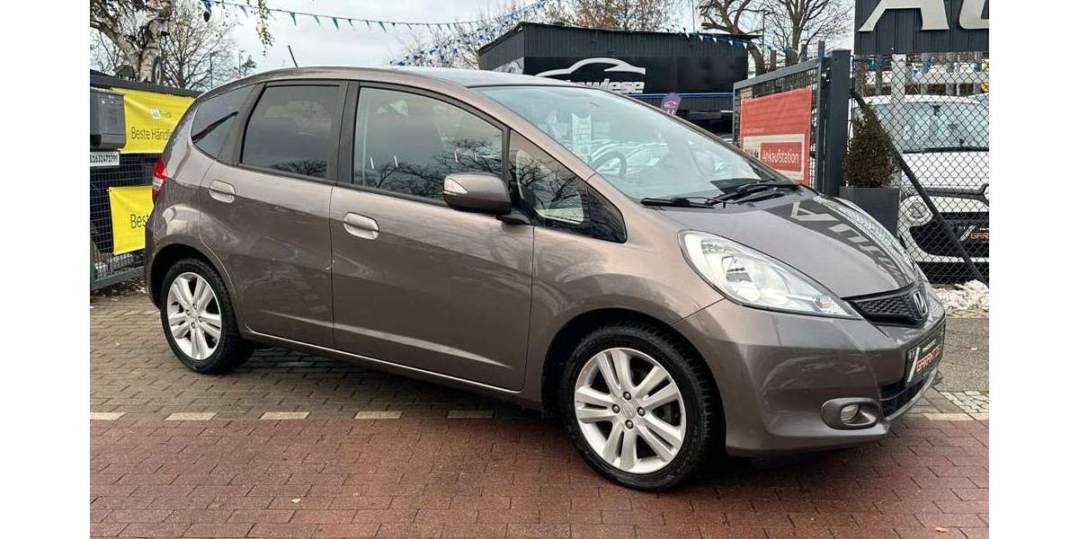 Honda Jazz 97.992 km 8.990 &euro; Berlin 13127