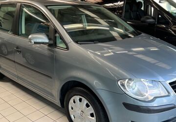 VW Touran 186.000 km 4.990 &euro; Berlin 12349
