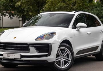 Porsche Macan 37.854 km 64.930 &euro; Berlin 10587