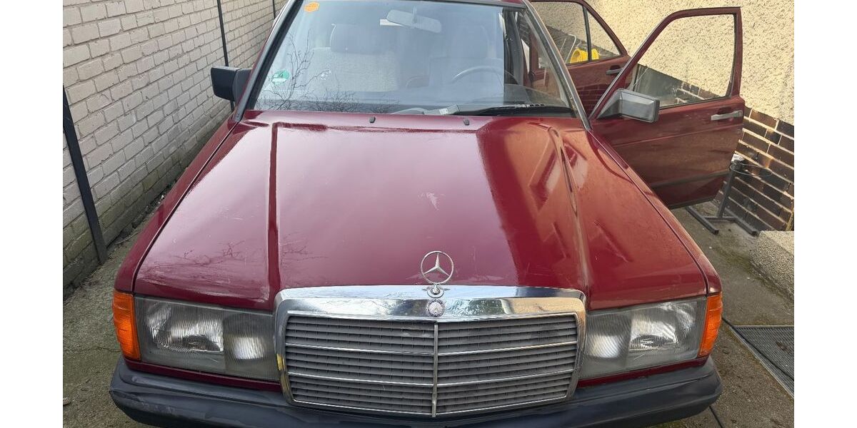 Mercedes-Benz 190 138.800 km 4.500 &euro; Oranienburg 16515