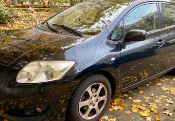 Toyota Auris 115.000 km 5.900 &euro; Berlin 10559