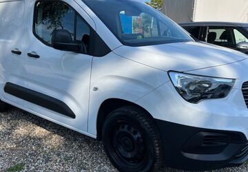 Opel Combo 99.500 km 13.500 &euro; Berlin 13089