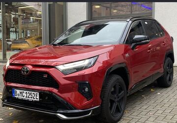 Toyota RAV 4 6.000 km 62.750 &euro; Berlin 13403