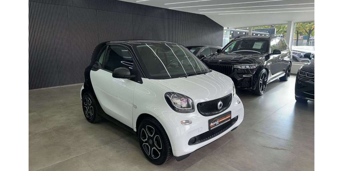 Smart forTwo 92.727 km 13.950 &euro; Berlin 12357