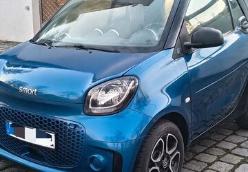 Smart ForTwo 31.068 km 8.500 &euro; Berlin 10589