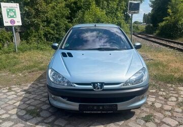 Peugeot 206 67.500 km 1.750 &euro; Berlin 12351
