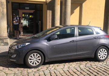 Hyundai i30 214.000 km 8.300 &euro; Potsdam 14467