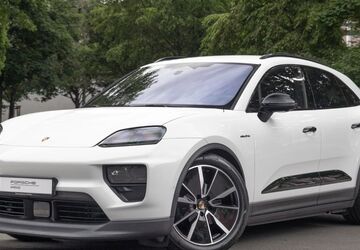 Porsche Macan 6.336 km 83.930 &euro; Berlin 10587