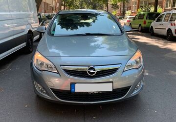 Opel Astra 137.000 km 3.500 &euro; Berlin 12045