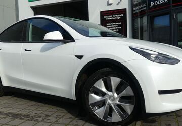 Tesla Model Y 21.312 km 38.800 &euro; Berlin 13156