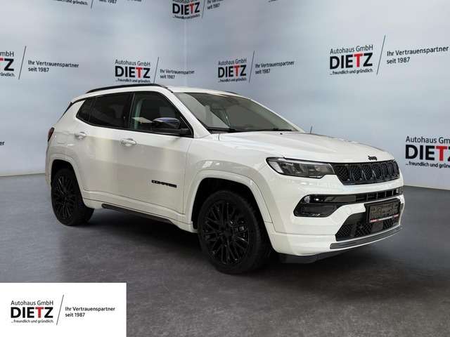 Jeep Compass 10.800 km 24.990 &euro; Wildau 15745