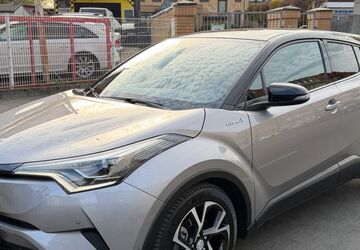 Toyota C-HR 34.894 km 17.980 &euro; BERLIN 13409
