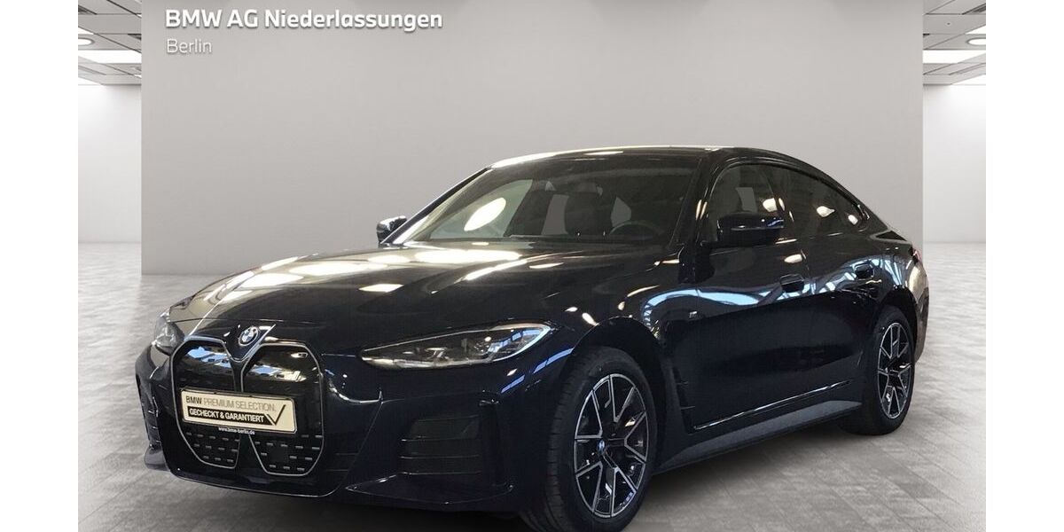 BMW i4 48.005 km 41.900 &euro; Berlin 12683
