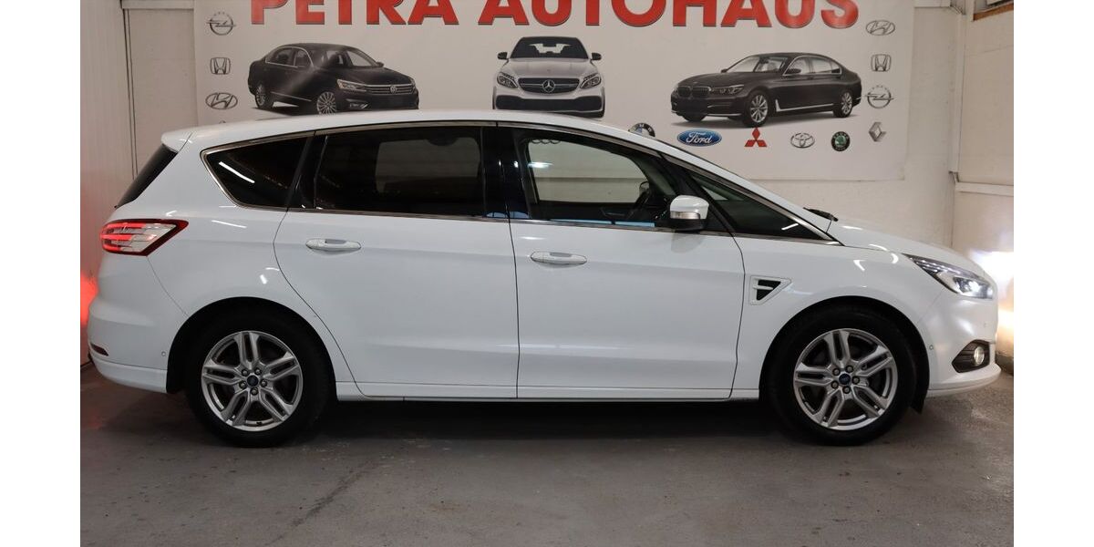 Ford S-Max 171.000 km 11.999 &euro; Berlin 12099