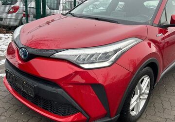 Toyota C-HR 170.000 km 14.500 &euro; Mittenwalde 15749