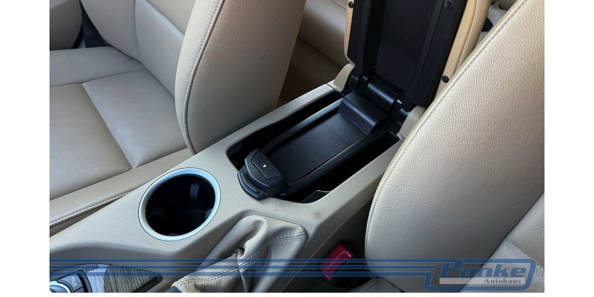 BMW X1 18 i sDrive Aut.*NAV*SHZ*Leder*USB*AC* 100.000 km 10.490 &euro; Berlin 13187