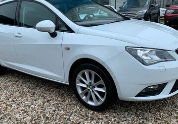 Seat Ibiza 37.713 km 8.999 &euro; Berlin-Spandau 13597