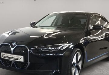 BMW i4 15.830 km 42.400 &euro; Berlin 12683