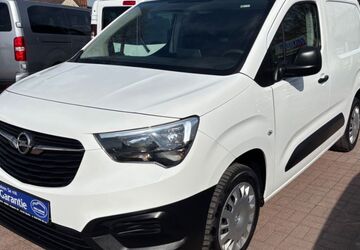 Opel Combo 110.985 km 11.850 &euro; Berlin 13127
