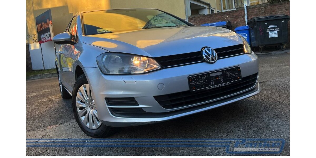 VW Golf VII BMT*Navi*Tempo*SHZ*Tel.*Touch* 120.529 km 9.990 &euro; Berlin 13187