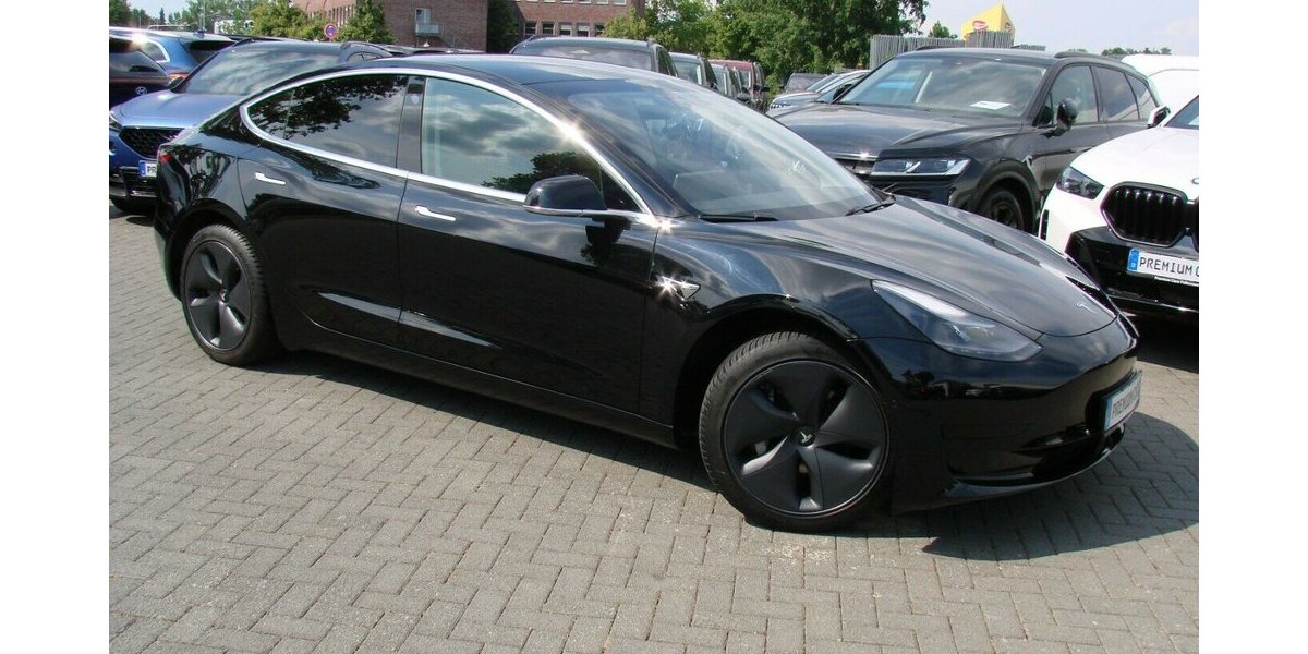 Tesla Model 3 Standard Range Plus RWD LED ACC Pano Kamer 71.978 km 23.980 &euro; Falkensee 14612