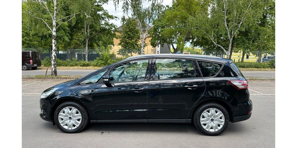 Ford S-Max 161.000 km 13.685 &euro; Berlin 13597