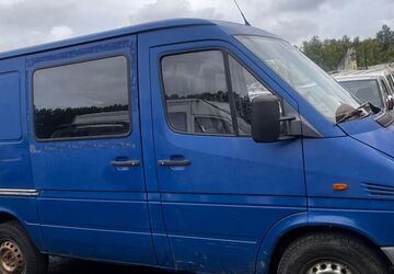 Mercedes-Benz Sprinter 187.000 km 2.799 &euro; berlin 13089