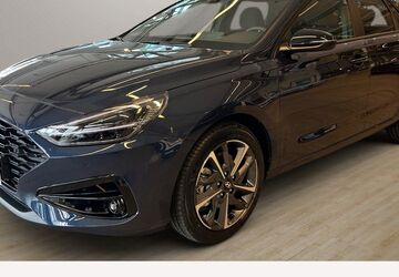 Hyundai i30 6.555 km 21.925 &euro; Berlin - Hohenschönhausen 13055