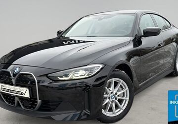 BMW i4 49.484 km 34.490 &euro; Potsdam 14482