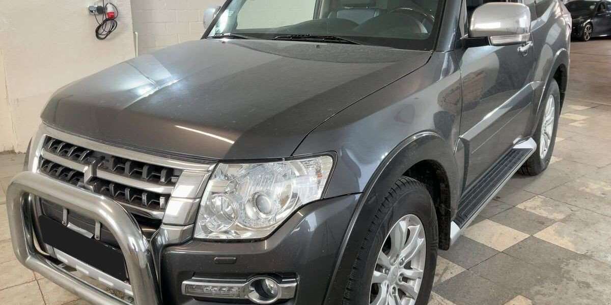 Mitsubishi Pajero 49.986 km 33.950 &euro; Teltow 14513