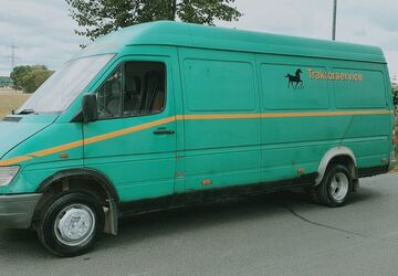 Mercedes-Benz Sprinter 179.887 km 6.800 &euro; Berlin 13629