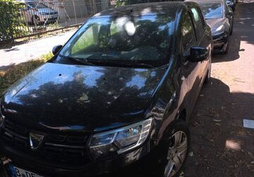 Dacia Sandero 108.000 km 2.950 &euro; Berlin 13409