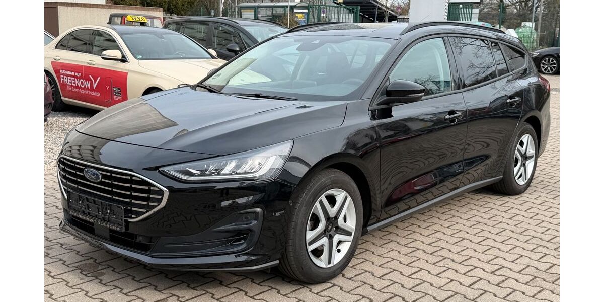 Ford Focus 51.493 km 19.990 &euro; Berlin 13403