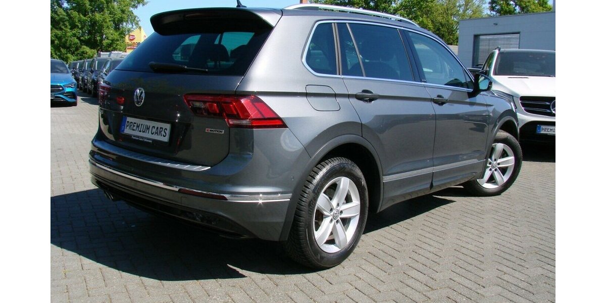 VW Tiguan 2.0TSi 4Motion R-line ACC Navi LED Kamera 22.247 km 27.980 &euro; Falkensee 14612