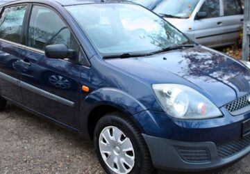 Ford Fiesta 80.800 km 2.799 &euro; Berlin 13057